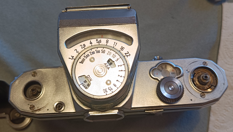 Contax body without knobs