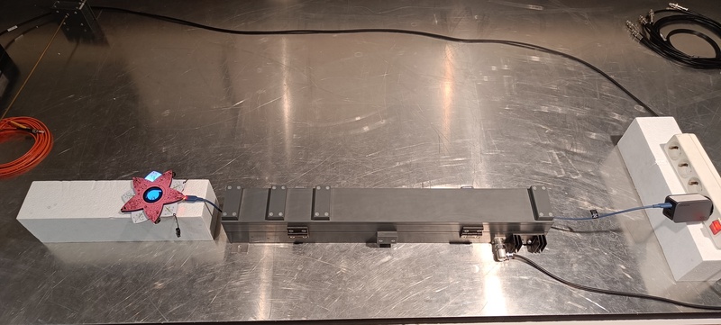 Conducted immunity - Fl0w3r with charging cable and a Electromagnetic Clamp for coupling